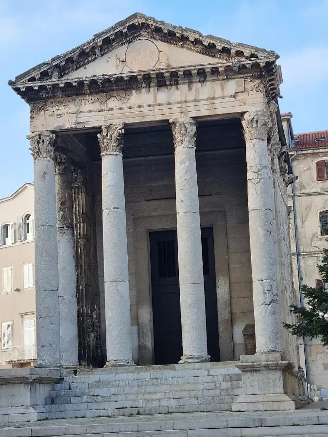 Pulabella Apartment Pula