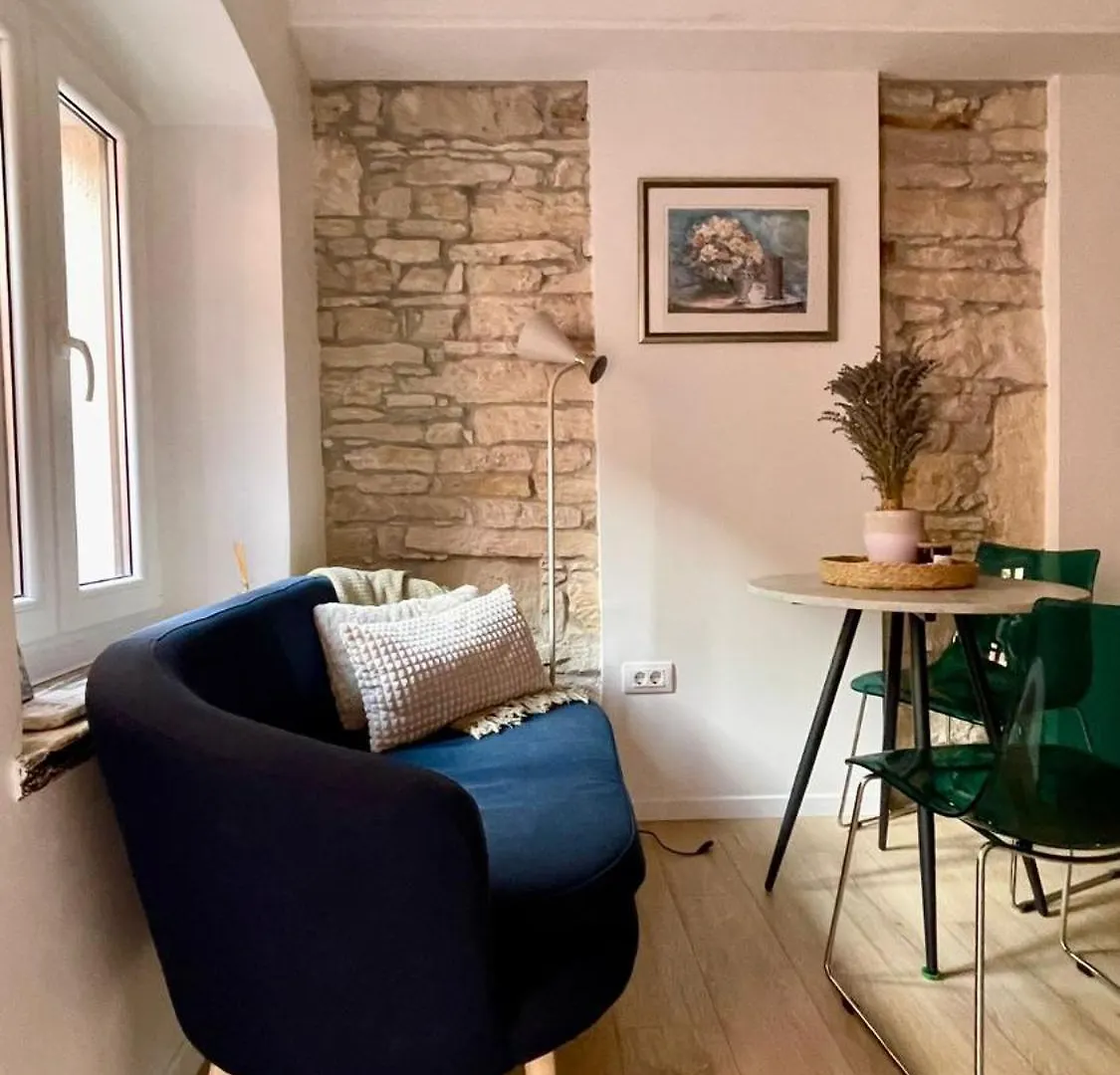 Pulabella Apartment