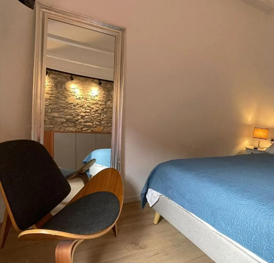 Pulabella Apartment