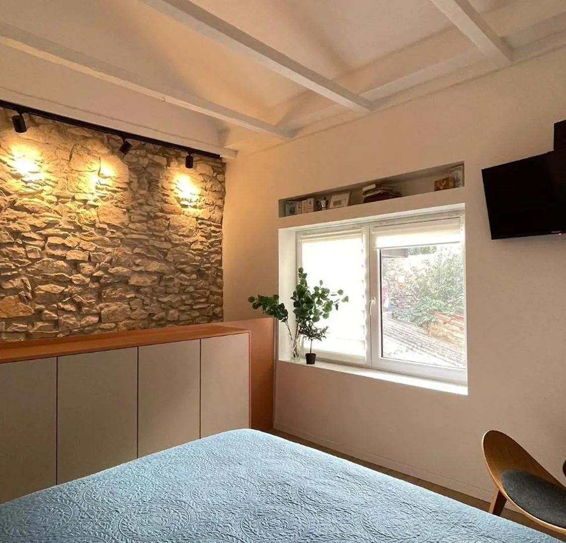 Pulabella Apartment